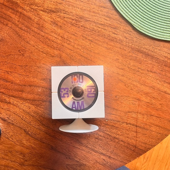 Vintage Panasonic Transistor Radio - Picture 4 of 4